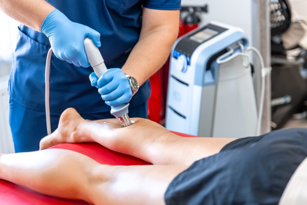 Stoßwellentherapie an der Ferse